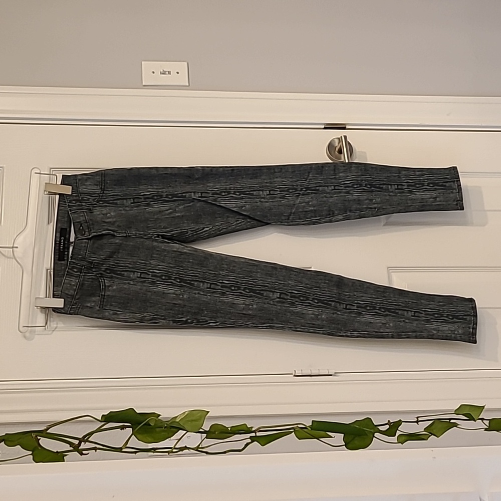 J Brand size 24 jeans